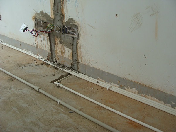 江水平装修队水电张爱国作品