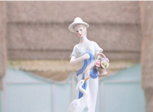 南京客厅装修摆件瓷器