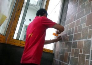 南京装修公司瓦工师傅