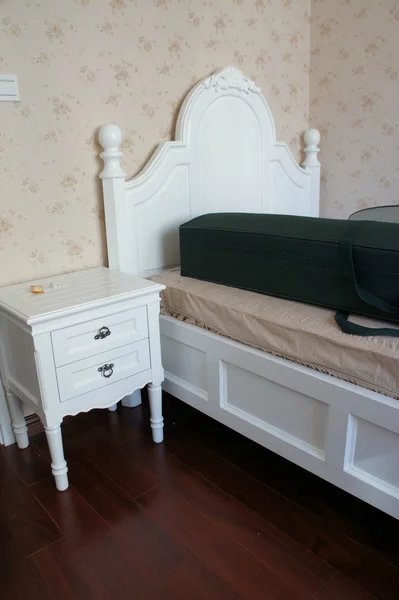 南京木工床头柜