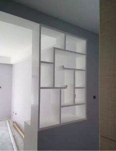 南京装修公司师傅制作的多宝格