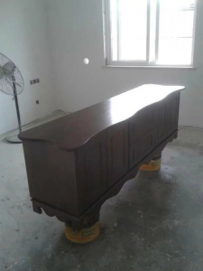 南京装修工地直播实木柜子上漆效果