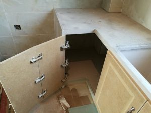 南京装修126平三室两厅转角柜门