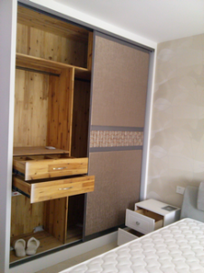 混搭风格主卧衣柜