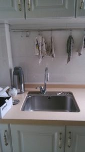 现代简约风格厨房水槽