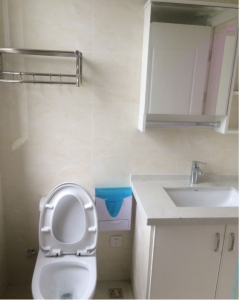 简约风格卫生间