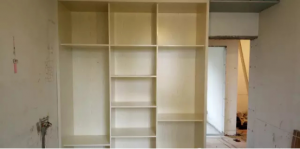 南京装修公司制作免漆大衣柜