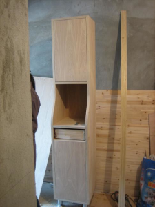 南京老房装修工地实拍木工打家具