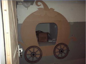 南京装修工地南瓜车造型