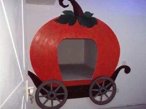 南京装修工地南瓜造型