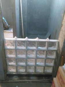 南京装修工地实拍玻璃墙装修