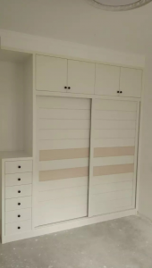 南京装修工地卧室大衣柜