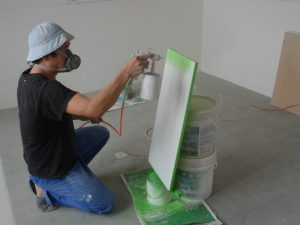 南京装修工地直播柜门反面喷漆