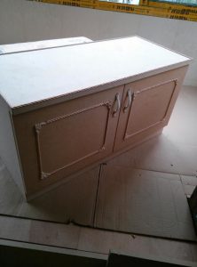 南京装修工地木工做柜子