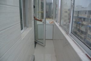 南京装修工地直播阳台铺装