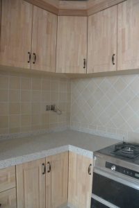 南京装修80平跃层砖砌橱柜拐角