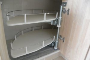 南京装修80平跃层砖砌橱柜内部图