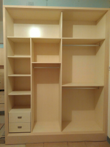 南京94平木工装修工地卧室柜子