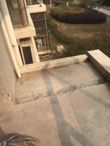 南京140平装修工地阳台拆除