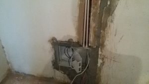 南京育才公寓66平小户型水电开槽