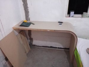 南京金陵小区72平桌子