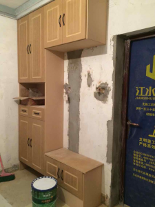 南京75平仙居华庭木工装修工地实拍储物柜