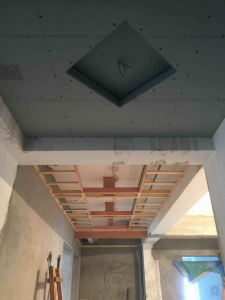 南京金达花园90平装修工地木工吊顶