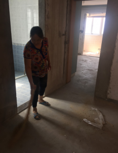 南京金达花园90平装修工地木工打扫卫生