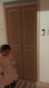 南京华府简美91平两房--木工装修结束卧室门