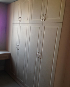 南京旭日上城三期130平装修卧室柜子