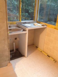 南京天津新村 30年老房装修工地实拍阳台洗衣柜