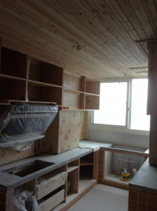 南京111平米三室两厅木工装修工地实拍厨房