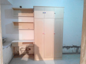 南京江宁紫峰公馆木工装修工地实拍书桌