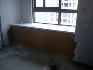 南京江宁紫峰公馆木工装修工地实拍飘窗