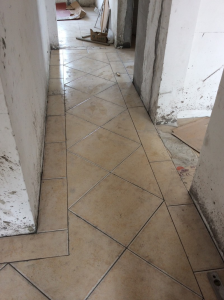 南京江水平装修队为我打造的理想国——瓦工施工走廊