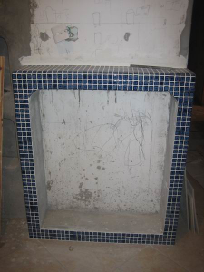 南京140平三室两厅瓦工装修工地实拍餐边柜马赛克