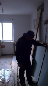 南京花港幸福城87平装修工地随拍木工师傅