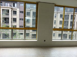 江水平装修龚师傅阳台铺贴