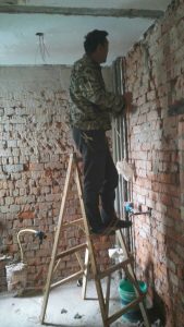 南京小杨村小区63平老房装修工地实拍水电师傅