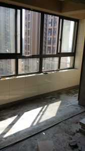 南京金地明悦140四室两厅瓦工装修工地直播阳台