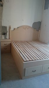 南京金王府装修之木工手艺--郑师傅卧室床