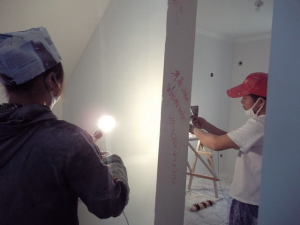 南京江宁托乐嘉旁的香山美墅，装修工地油漆收尾快出效果了。