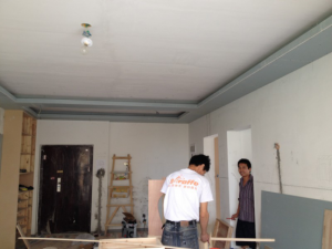 南京王子公馆111平地中海装修风格装修工地实拍木工师傅