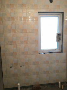 南京98平新城香溢紫郡雅苑瓦工装修工地记录铺瓷砖