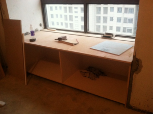 浦口江月府86平两室一厅木工施工中 南京装修工地飘窗