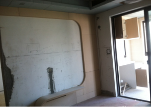 浦口江月府86平两室一厅木工施工中 南京装修工地电视背景墙