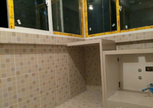 南京凤小学区房110平瓦工装修工地在线阳台