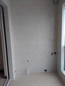 南京94平2室2厅瓦工装修工地实拍阳台