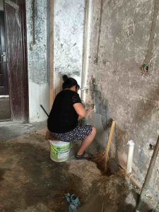 南京时代天地广场蜗居小户型装修瓦工师傅