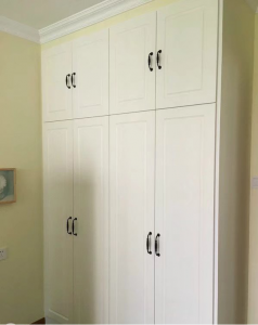 云谷山庄87平三室一厅 南京装修工地在线衣柜